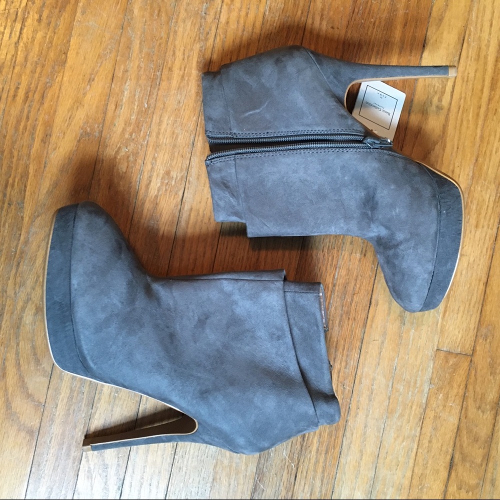 NWT Zara Gray Booties 10